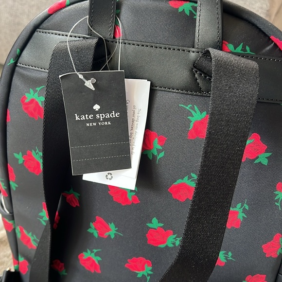 Kate Spade New York
CHELSEA ROSE TOSS PRINTED LARGE BACKPACK - Picture 7 of 7